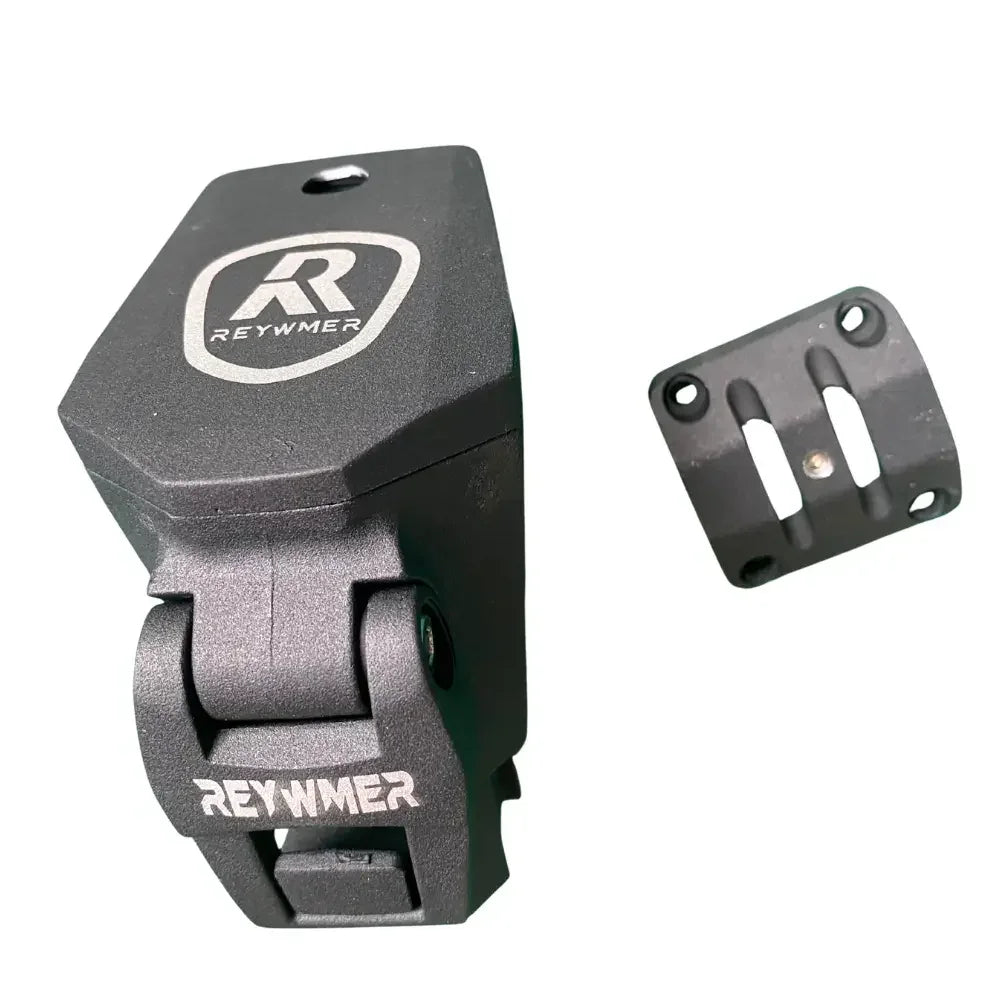 Reywmer Kullter Max Hook wocomotors